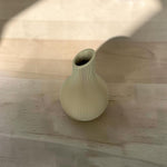 Shizu Vase